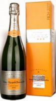 Шампанское Veuve Clicquot Rich Reserve 2002 with gift box / Вдова Клико Рич Резерв 2002 с подарочной коробкой